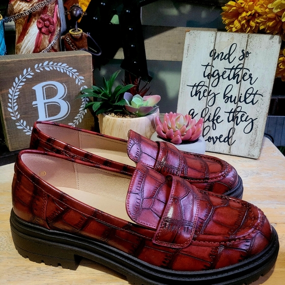 ZBY Classic Penny Loafers - Picture 11 of 13